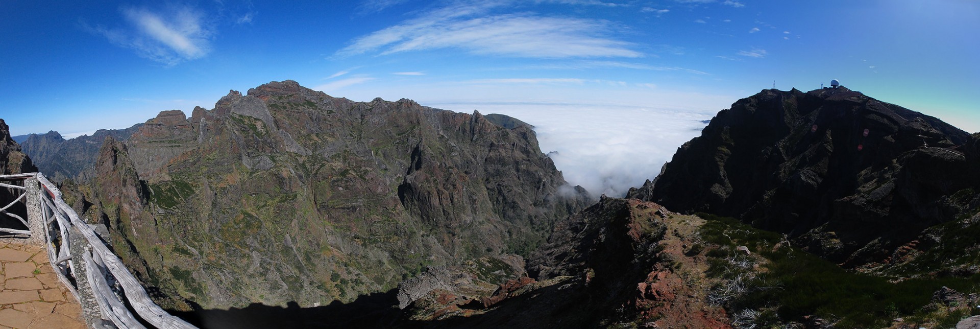 Blick vom Pico do Arieiro zum Pico Ruivo