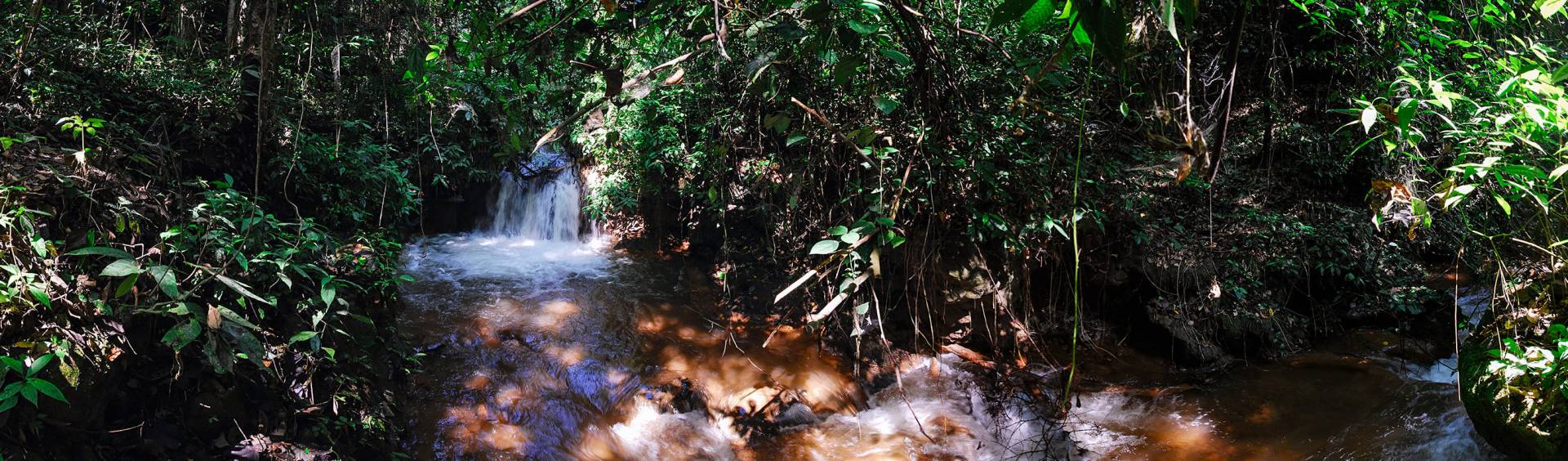 Small waterfall in the Mae Ho river near Taralod Cave