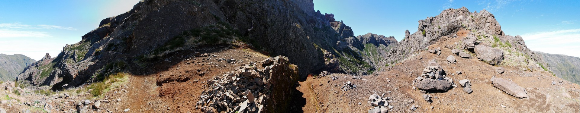 Vom Pico do Arieiro zum Pico Ruivo